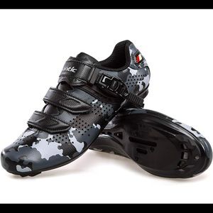 Santic black/grey camo Cycling shoes